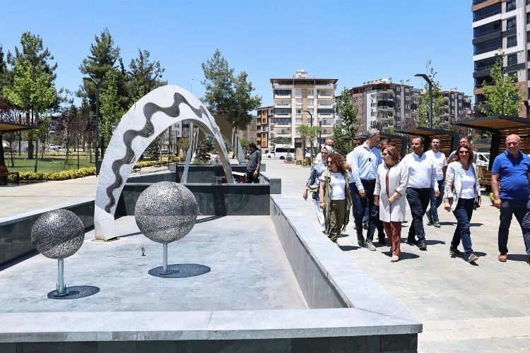 Türkiye Yüzyılı Cumhuriyet Parkı Gaziantep'te şekilleniyor