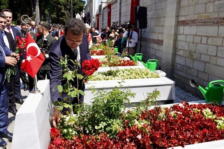 İstanbul Büyükşehir Belediyesi'nde 15 Temmuz Şehitleri Anıldı