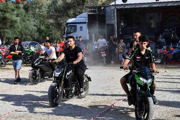 Motosiklet Festivali Adrenalin Dolu Anlarla Dolup Taştı
