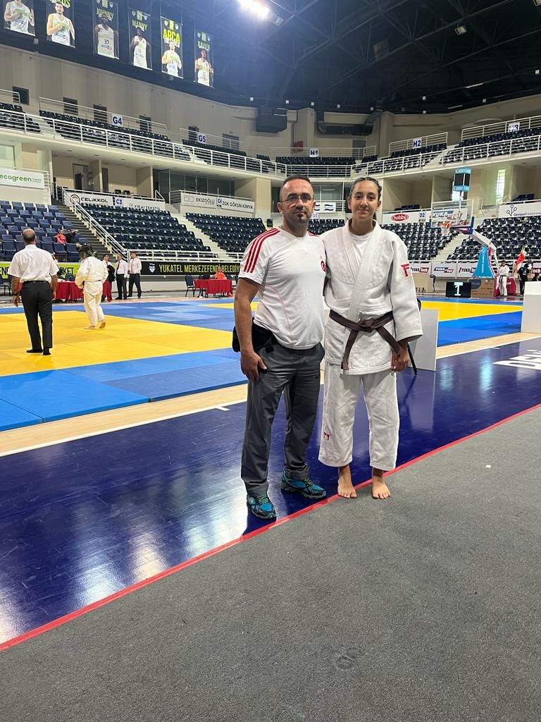 Büyükşehir Belediyesi judo sporcuları Türkiye Şampiyonasında dereceye girdi