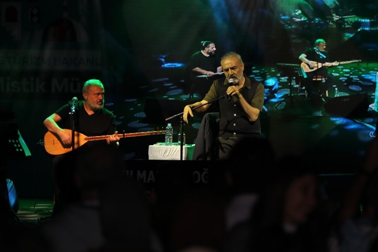Konya Mistik Müzik'te Yılmaz Erdoğanlı final