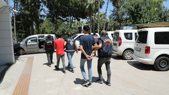 Mersin Yenişehir'in kundakçıları yakalandı
