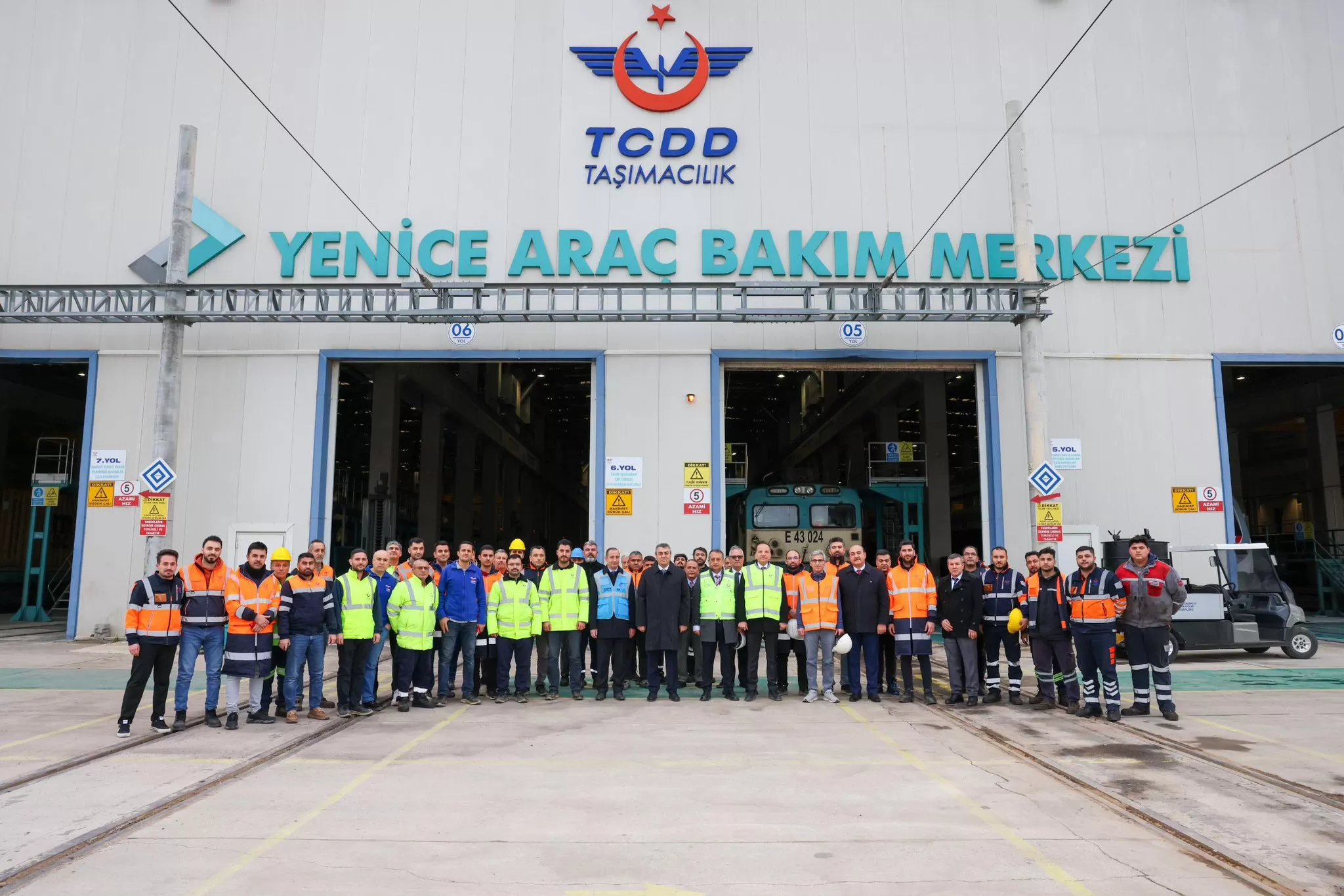 Mersin Valisi Atilla Toros’tan Tarsus’taki TCDD Lojistik Merkezi’ne Ziyaret