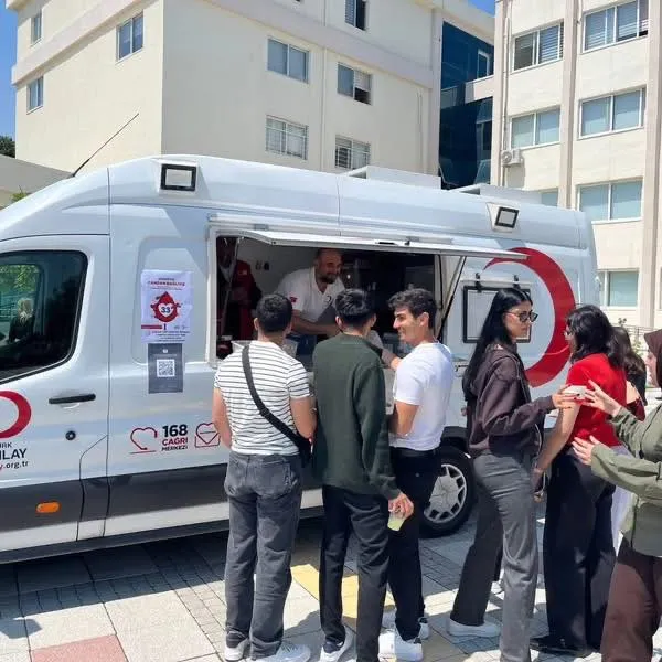 Kızılay’dan Tarsus Üniversitesi Öğrencilerine Sıcak Destek: Kariyer Günlerinde Gönüllere Dokundu